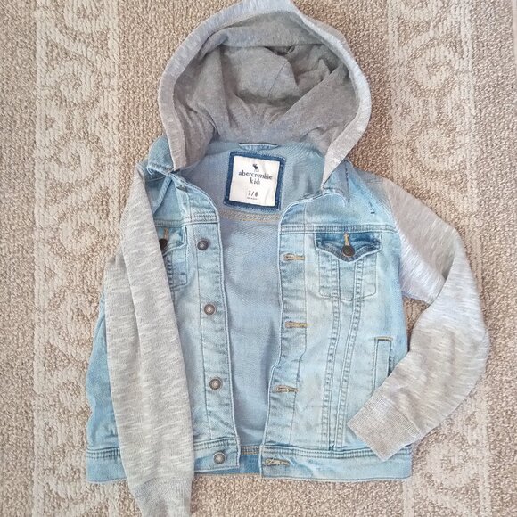 Abercrombie Kids Jean Jacket Girls Size Small S 7 / 8 Distressed Hooded - Picture 10 of 11
